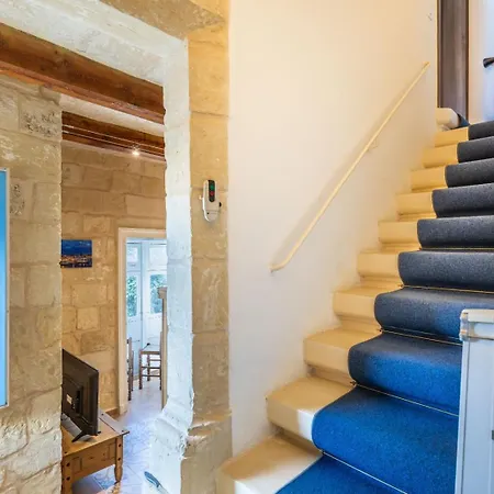 Mediterranea Waterfront House - By Valletta Ferry & Free Parking Cospicua