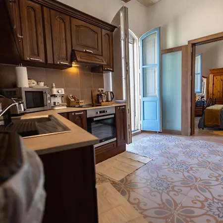 בית נופש Mediterranea Waterfront House - By Valletta Ferry & Free Parking *