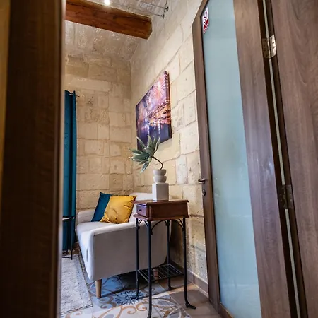 Mediterranea Waterfront House - By Valletta Ferry & Free Parking * Cospicua