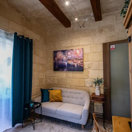 Дом отдыха Mediterranea Waterfront House - By Valletta Ferry & Free Parking Cospicua