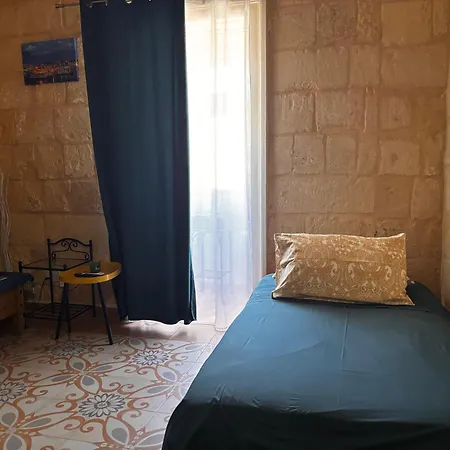 Mediterranea Waterfront House - By Valletta Ferry & Free Parking Cospicua