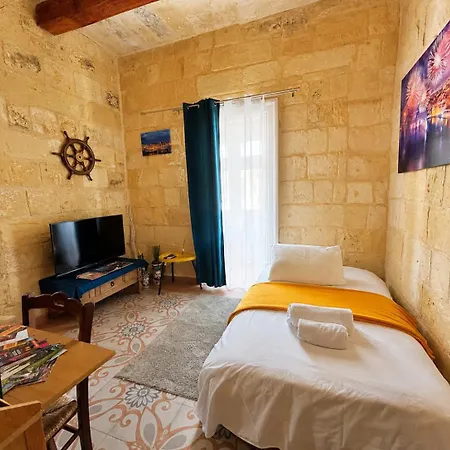 Holiday home Mediterranea Waterfront House - By Valletta Ferry & Free Parking *